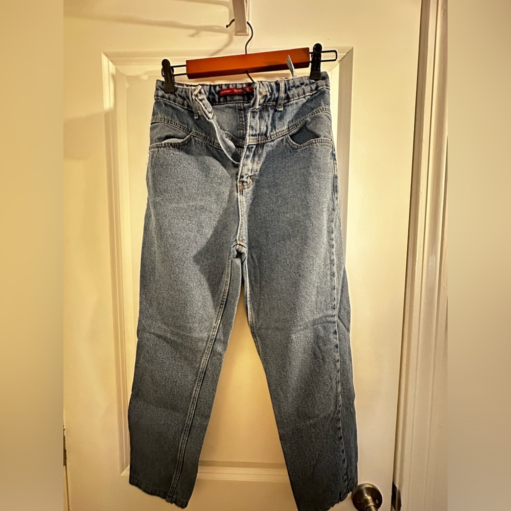 Ubranded jean- size 4